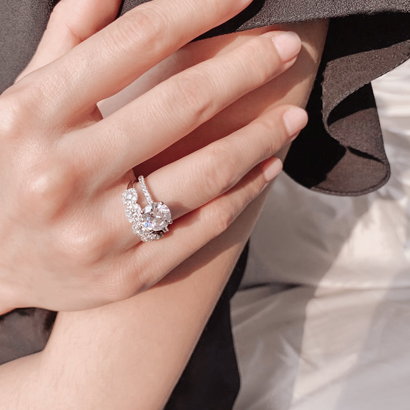 2.0 CT Round Hidden Halo CVD F/VS2 Diamond Engagement Ring