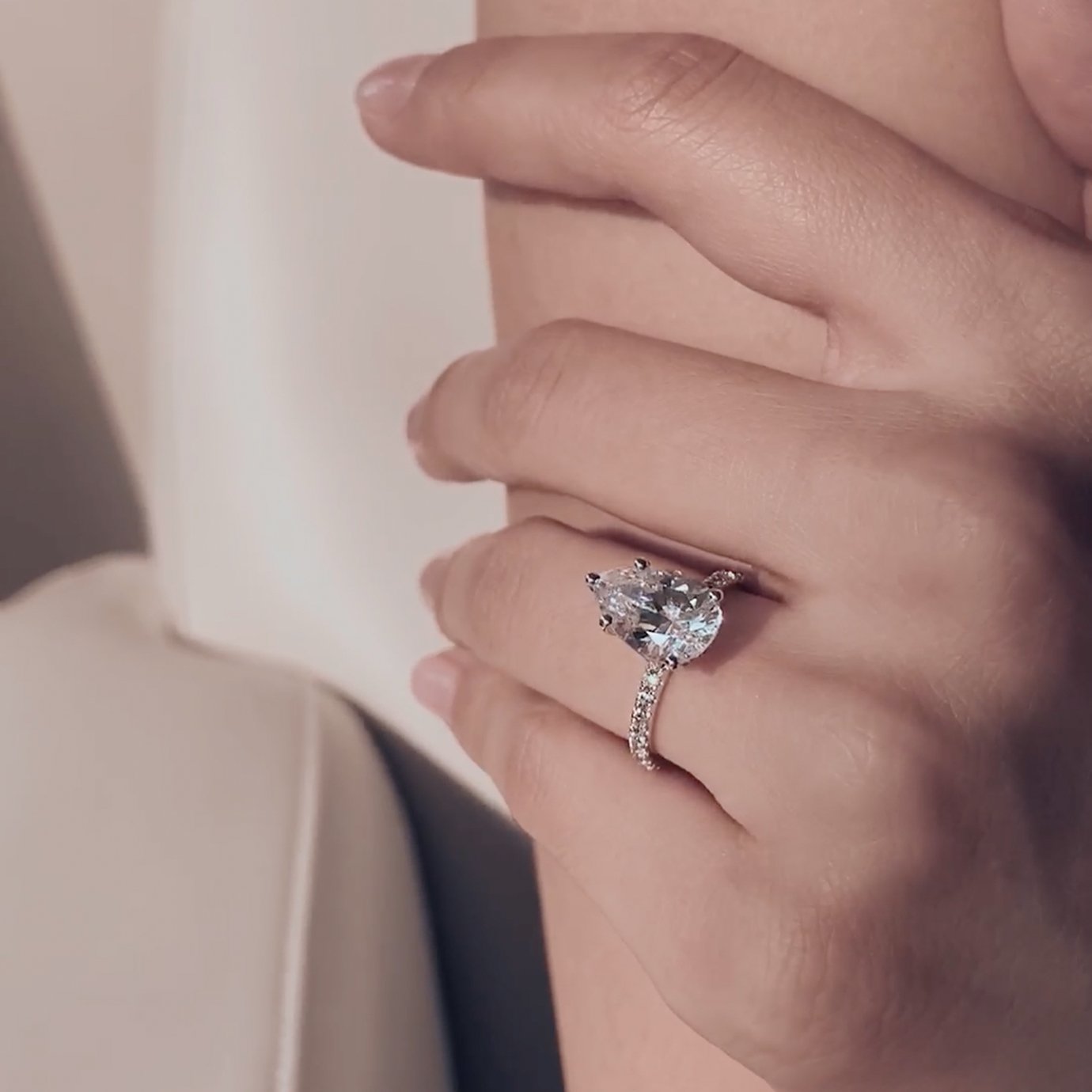 3.0 CT Pear Hidden Halo CVD F/VS2 Diamond Engagement Ring