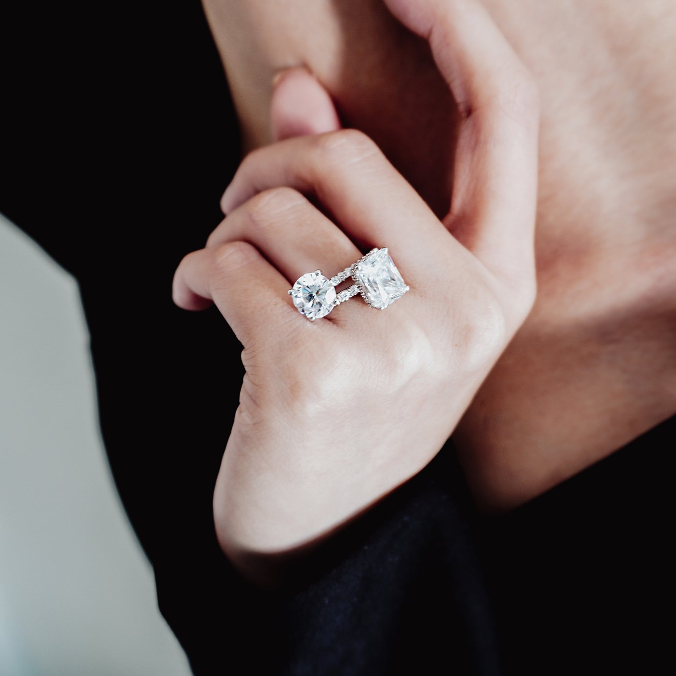 2.0 CT Round Solitaire & Pave CVD F/VS2 Diamond Engagement Ring