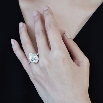 3.0 CT Pear Halo CVD F/VS2 Diamond Engagement Ring