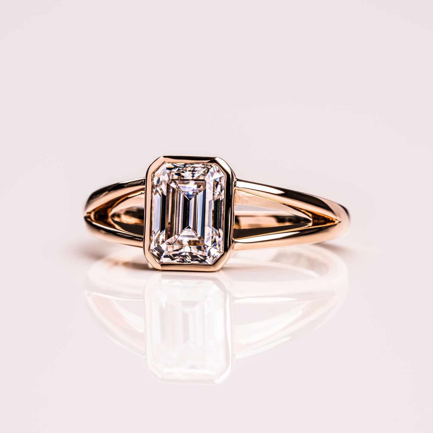 1.6 CT Emerald Solitaire & Split Shank Moissanite Engagement Ring