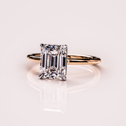 2.3 CT Emerald Solitaire Moissanite Engagement Ring